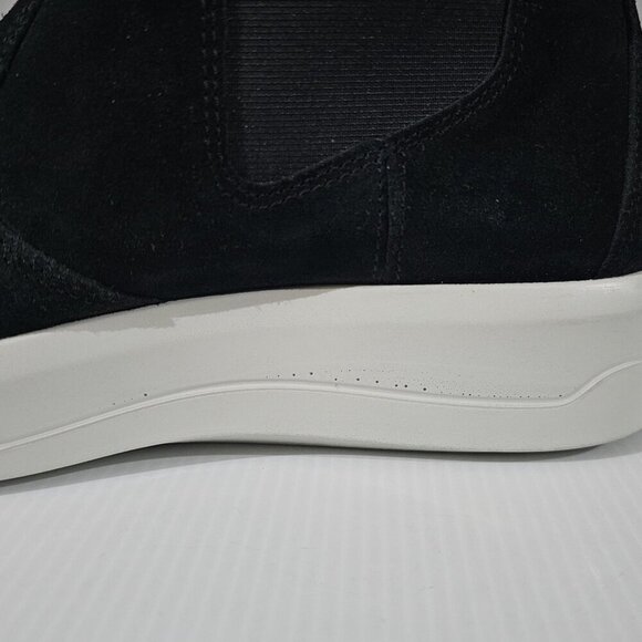 Ecco Soft 9 II Ankle Bootie Womens EU 42 Black Suede Sneaker Chelsea Platform - Picture 4 of 15